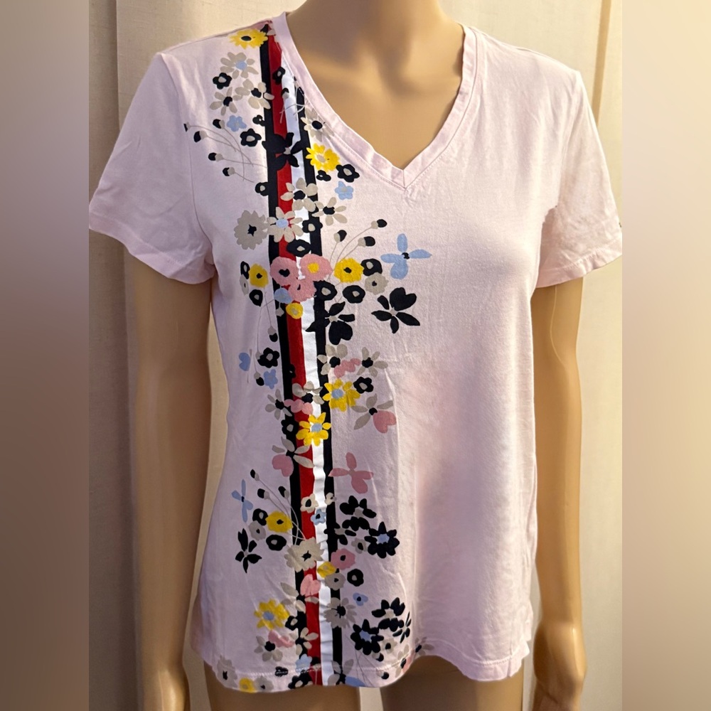 Tommy Hilfiger light pink, short sleeve tee. Sz.M